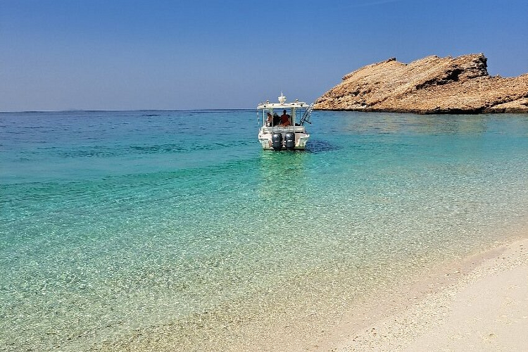 Damaniyat Island Trip